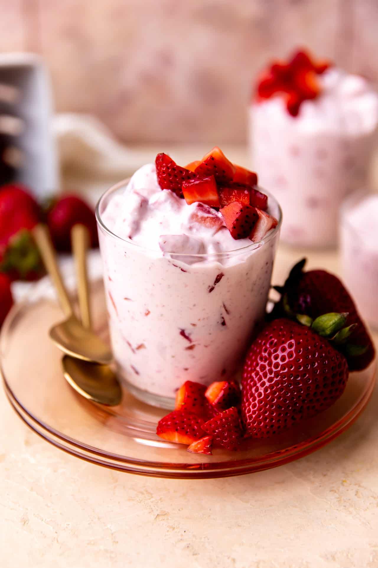 Fresas con Crema 配额外的草莓。